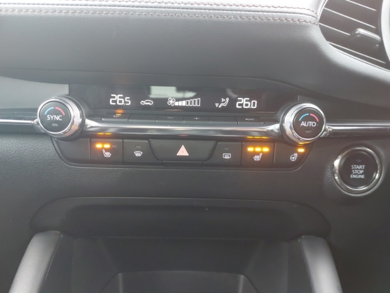 Used Mazda Mazda3 2022 for sale - 76602673: Photo 10