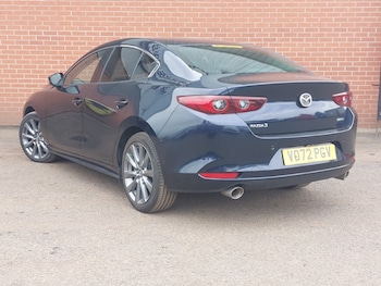 Used Mazda Mazda3 2022 for sale - 76602673: Photo