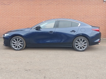 Used Mazda Mazda3 2022 for sale - 76602673: Photo