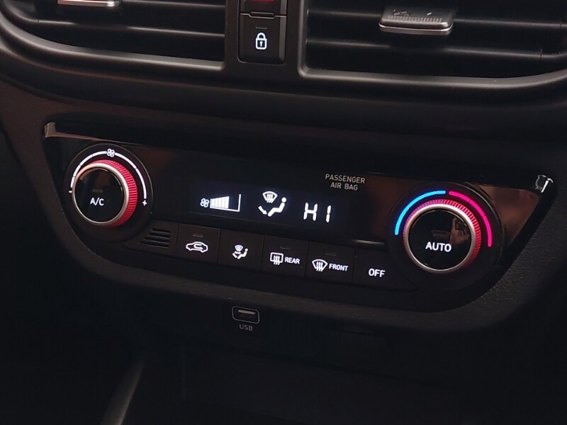 Used Hyundai i10 2023 for sale - 77518358: Photo 15