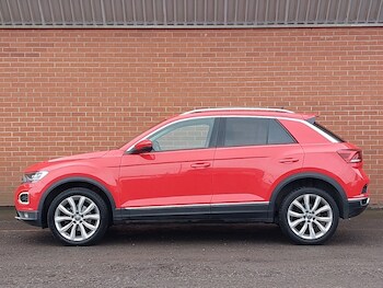Used Volkswagen T-Roc 2021 for sale - 77722196: Photo