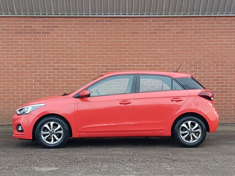 Used Hyundai i20 2018 for sale - 77644614: Photo 4