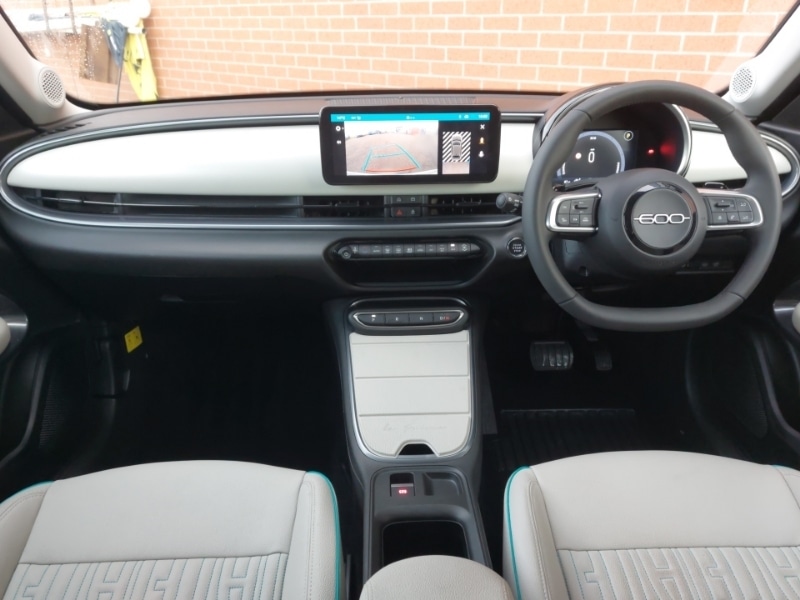 Used Fiat 600 2025 for sale - 76465288: Photo 2