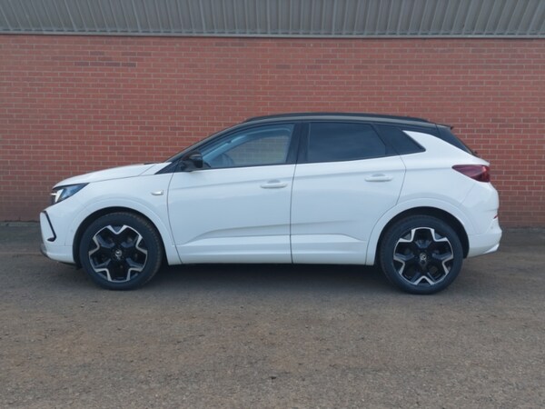 Used Vauxhall Grandland 2023 for sale - 76237975: Photo 4