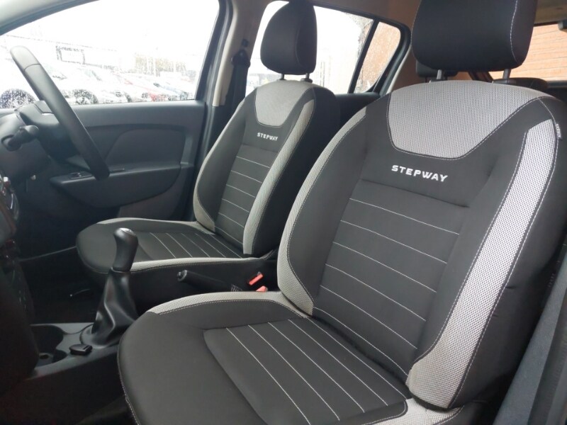 Used Dacia Sandero Stepway 2017 for sale - 76721835: Photo 13