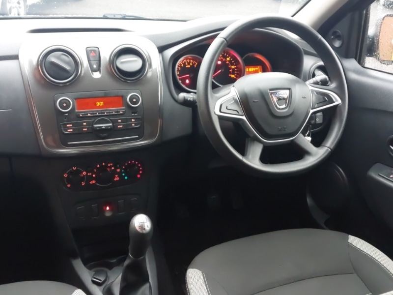 Used Dacia Sandero Stepway 2017 for sale - 76721835: Photo 15