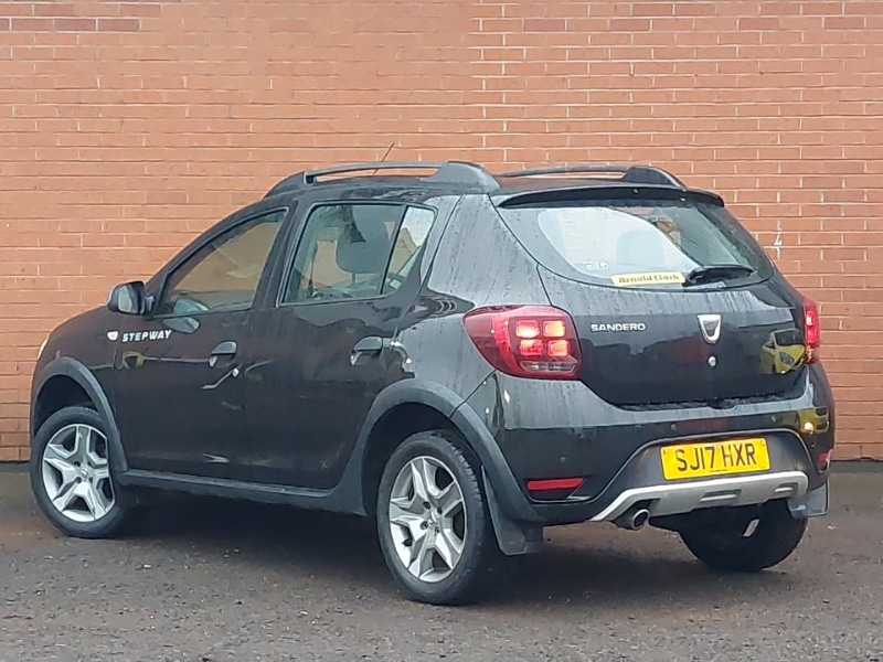 Used Dacia Sandero Stepway 2017 for sale - 76721835: Photo 3