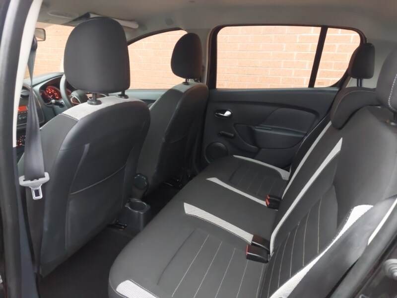 Used Dacia Sandero Stepway 2017 for sale - 76721835: Photo 6