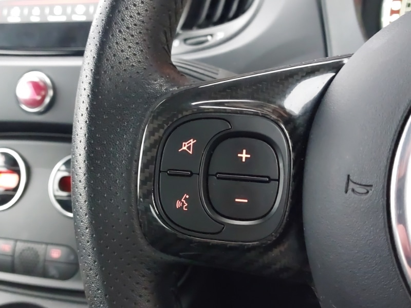 Used Abarth 695 2023 for sale - 77329918: Photo 11