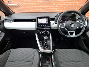 Used Renault Clio 2022 for sale - 79510756: Photo