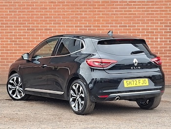 Used Renault Clio 2022 for sale - 79510756: Photo