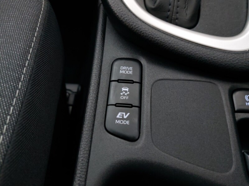 Used Toyota Yaris 2022 for sale - 77678104: Photo 13