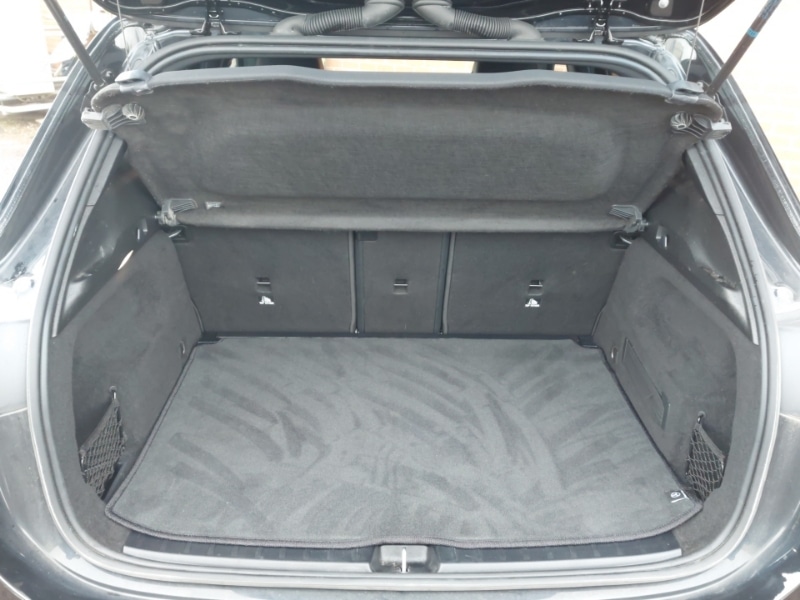 Used Mercedes-Benz GLA 2022 for sale - 76414515: Photo 8