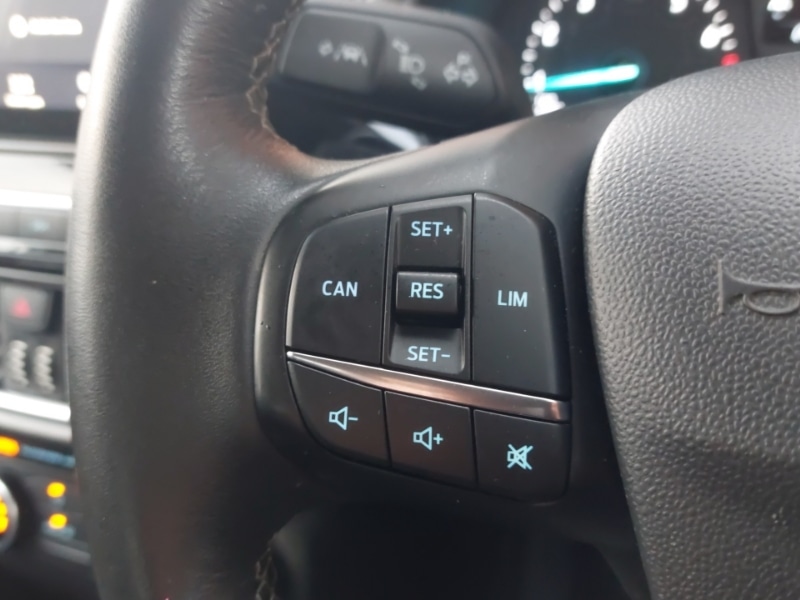 Used Ford Fiesta 2018 for sale - 76726305: Photo 11