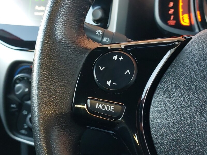 Used Toyota AYGO 2018 for sale - 77448794: Photo 11