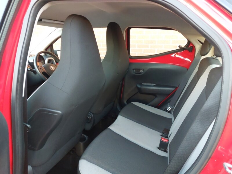 Used Toyota AYGO 2018 for sale - 77448794: Photo 6