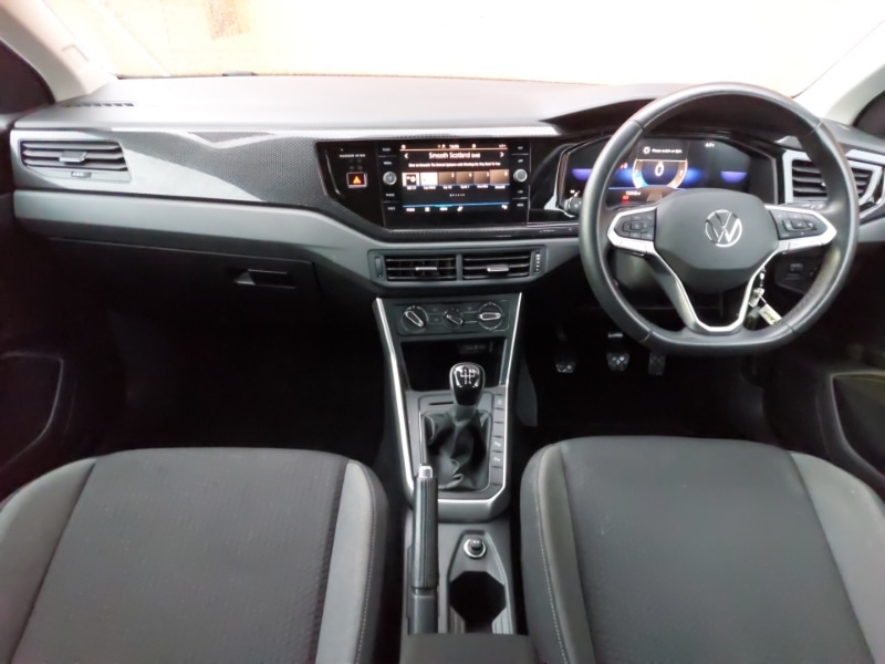 Used Volkswagen Taigo 2023 for sale - 77289816: Photo 2