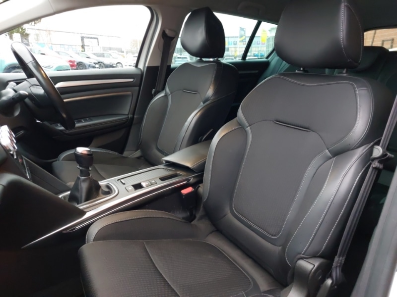 Used Renault Megane 2021 for sale - 77767441: Photo 12