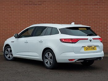 Used Renault Megane 2021 for sale - 77767441: Photo