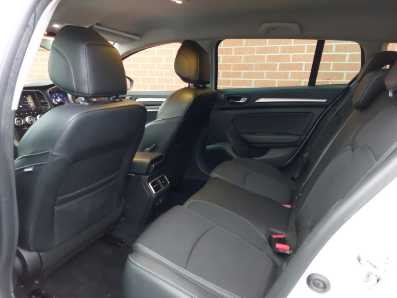 Used Renault Megane 2021 for sale - 77767441: Photo 6