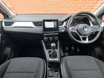 Used Renault Captur 2023 for sale - 79723471: Photo
