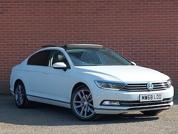 Used Volkswagen Passat 2018 for sale - 79243416: Photo