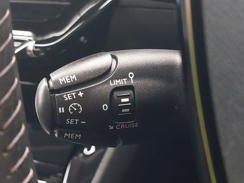 Used Peugeot 2008 2022 for sale - 76380451: Photo 10