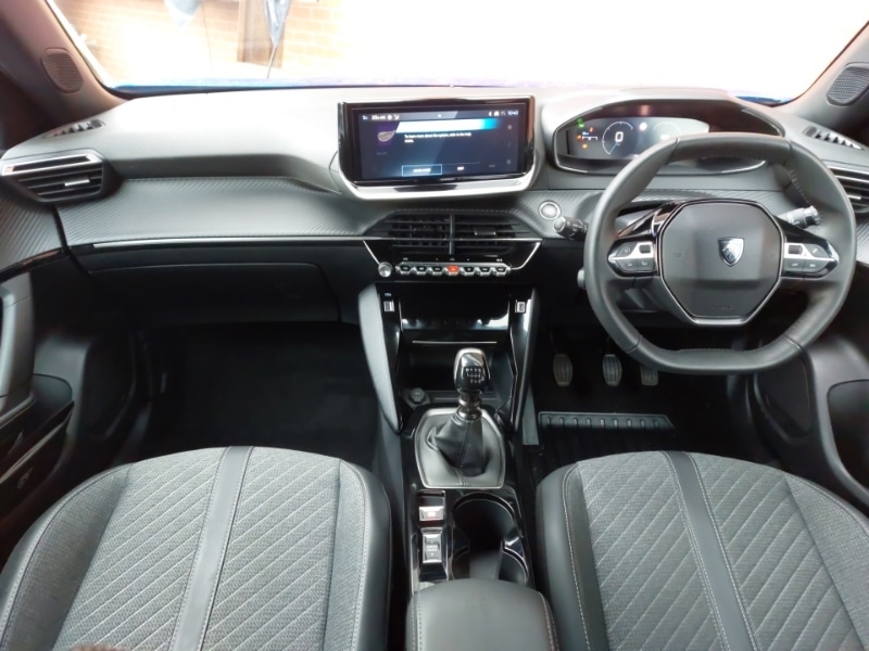 Used Peugeot 2008 2024 for sale - 76834584: Photo 2
