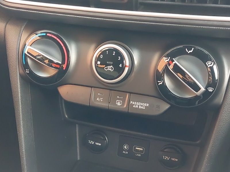 Used Hyundai KONA 2018 for sale - 76358892: Photo 15