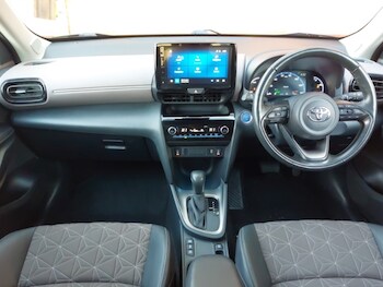 Used Toyota Yaris Cross 2022 for sale - 77466933: Photo