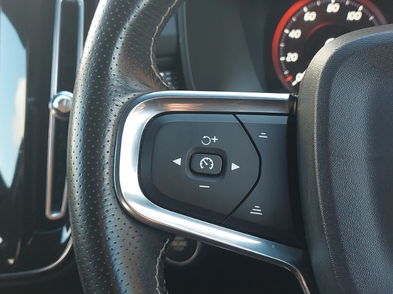 Used Volvo XC40 2019 for sale - 76695870: Photo 11