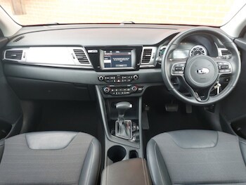 Used Kia Niro 2017 for sale - 77536757: Photo