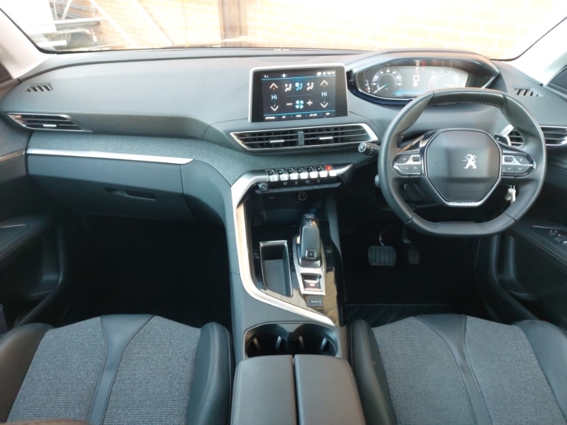 Used Peugeot 3008 2019 for sale - 77329994: Photo 2