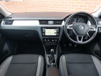 Used Skoda Rapid Spaceback 2017 for sale - 77816610: Photo