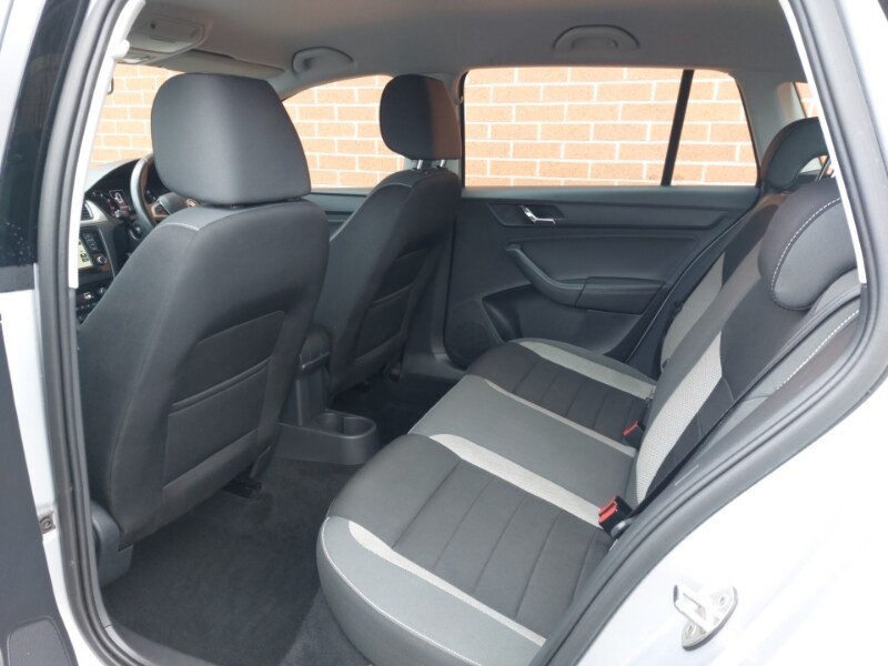 Used Skoda Rapid Spaceback 2017 for sale - 77816610: Photo 6