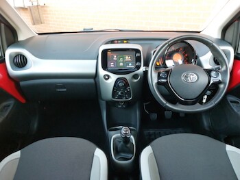 Used Toyota AYGO 2018 for sale - 77189861: Photo