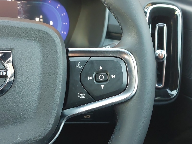 Used Volvo XC40 2022 for sale - 76403676: Photo 10