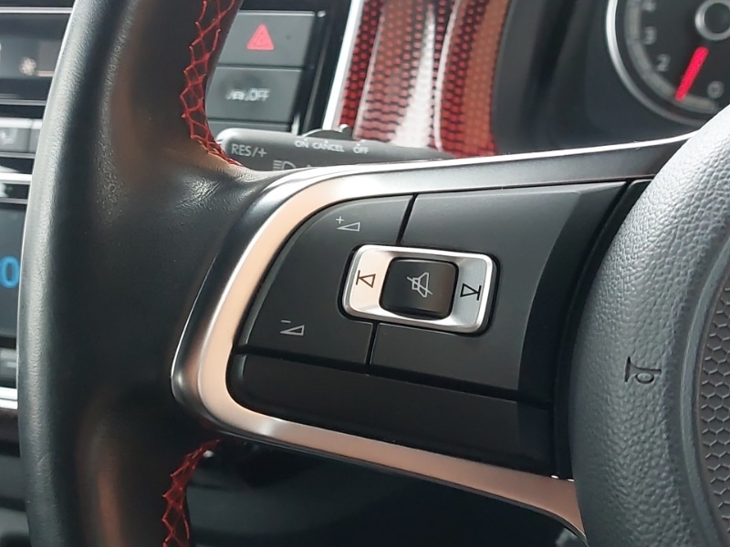 Used Volkswagen up! 2021 for sale - 76188108: Photo 11