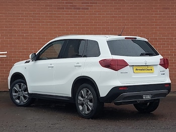 Used Suzuki Vitara 2023 for sale - 77656926: Photo