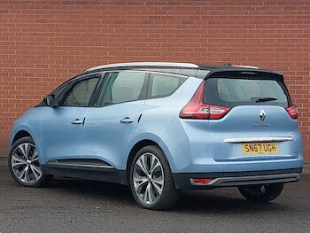 Used Renault Grand Scenic 2017 for sale - 77823033: Photo