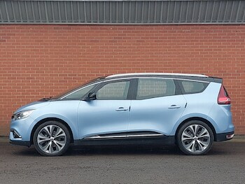 Used Renault Grand Scenic 2017 for sale - 77823033: Photo