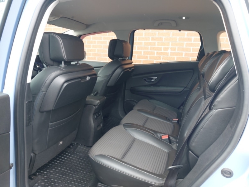 Used Renault Grand Scenic 2017 for sale - 77823033: Photo 6