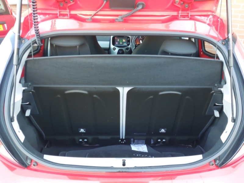 Used Toyota AYGO 2018 for sale - 77357994: Photo 8