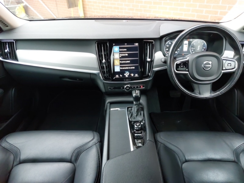 Used Volvo V90 2017 for sale - 77142042: Photo 2