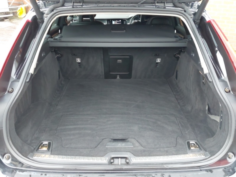 Used Volvo V90 2017 for sale - 77142042: Photo 8