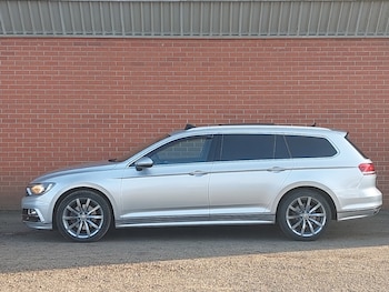 Used Volkswagen Passat 2017 for sale - 77964322: Photo