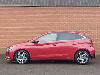 Used Hyundai i20 2024 for sale - 77366563: Photo