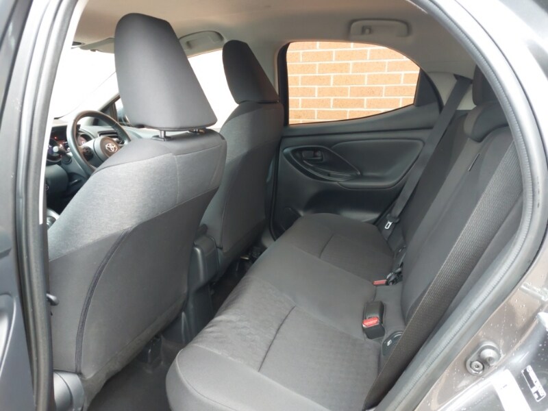 Used Toyota Yaris 2022 for sale - 77448729: Photo 6