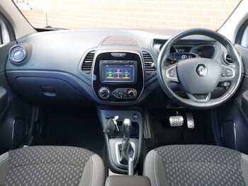 Used Renault Captur 2018 for sale - 78580458: Photo
