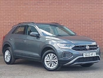 Used Volkswagen T-Roc 2023 for sale - 78617445: Photo